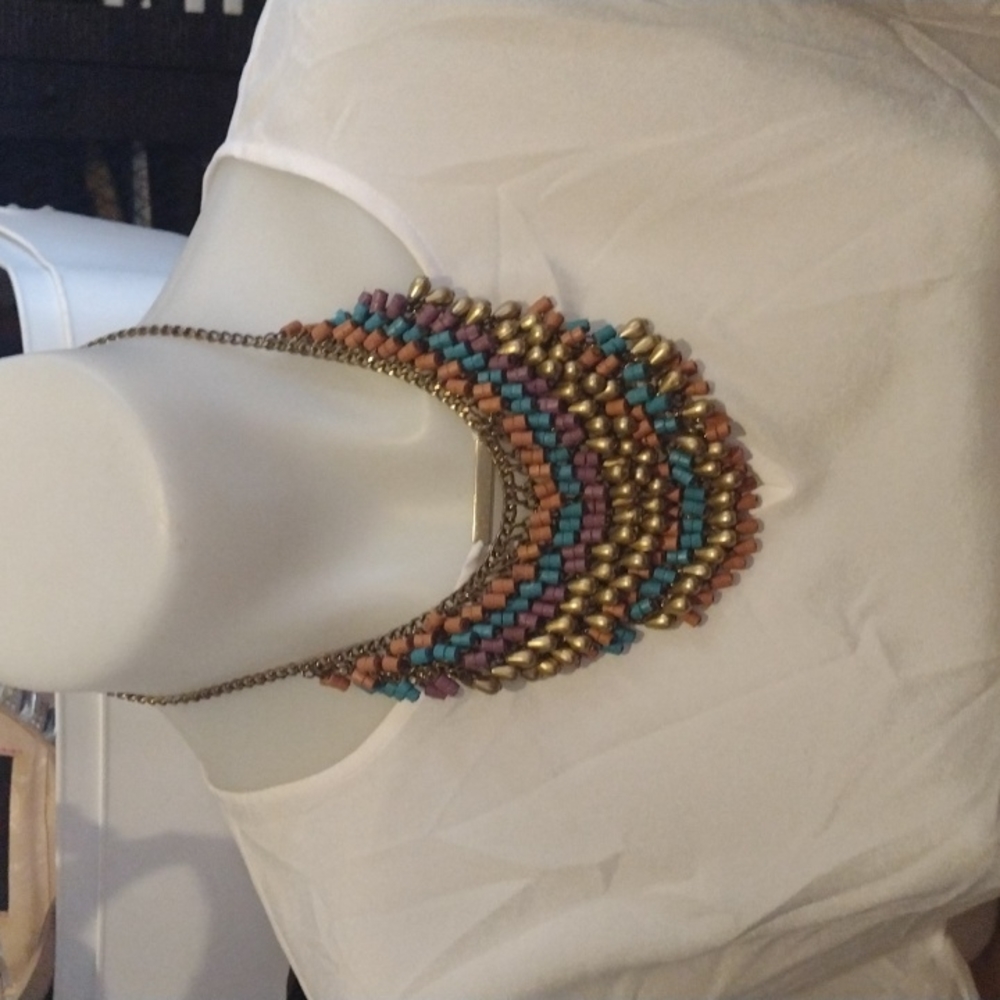 Multicolored necklace